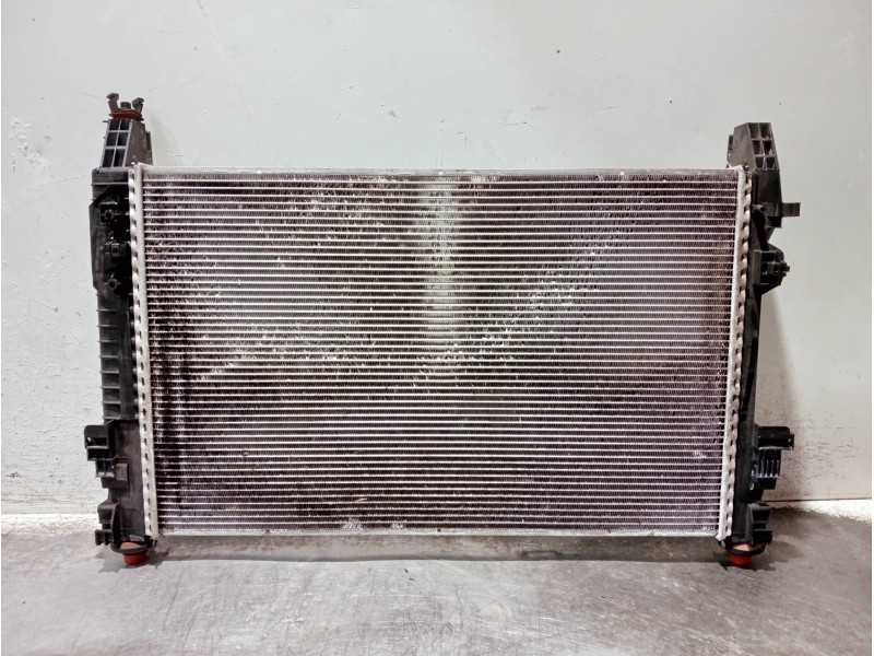 Recambio de radiador agua para mercedes clase b (w245) referencia OEM IAM A1695002003 A1695003504 