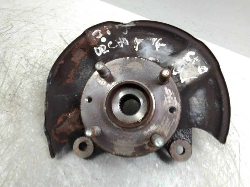 Recambio de mangueta delantera derecha para kia rio 1.5 cat referencia OEM IAM   