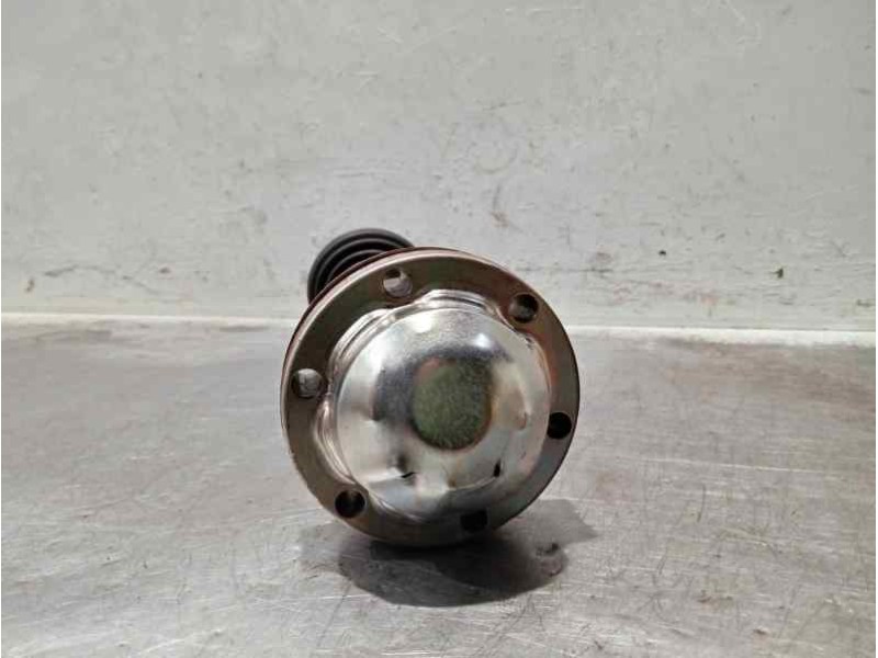 Recambio de transmision delantera izquierda para seat leon sc (5f5) referencia OEM IAM 5Q0407271G  