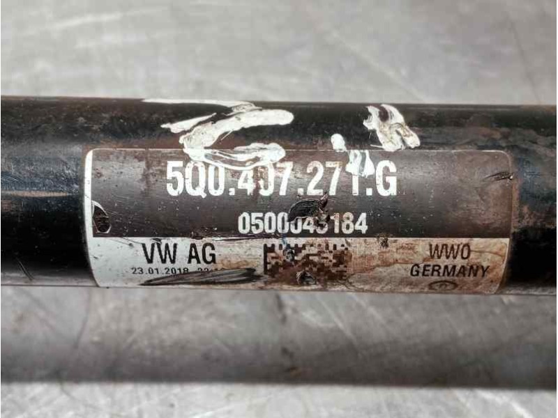 Recambio de transmision delantera izquierda para seat leon sc (5f5) referencia OEM IAM 5Q0407271G  