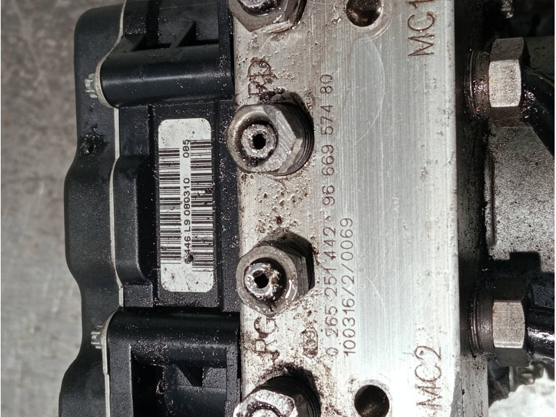 Recambio de abs para peugeot 308 referencia OEM IAM 0265951176 0265251442 9666957480