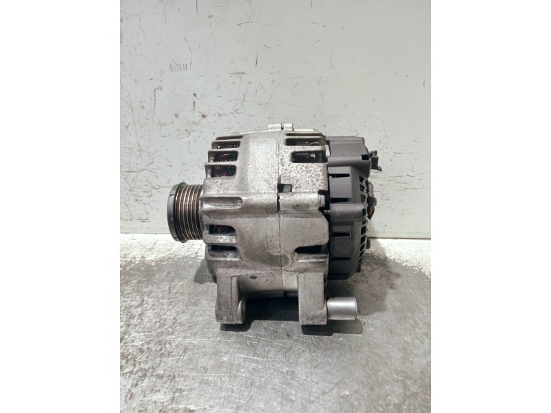 Recambio de alternador para peugeot 308 referencia OEM IAM 9665617780 2605546A TG15C134