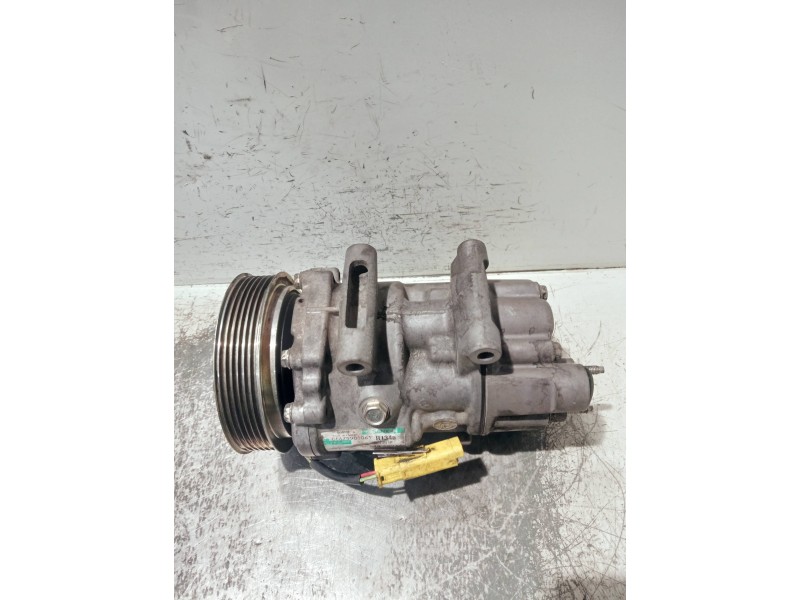 Recambio de compresor aire acondicionado para peugeot 308 referencia OEM IAM 9684960280  