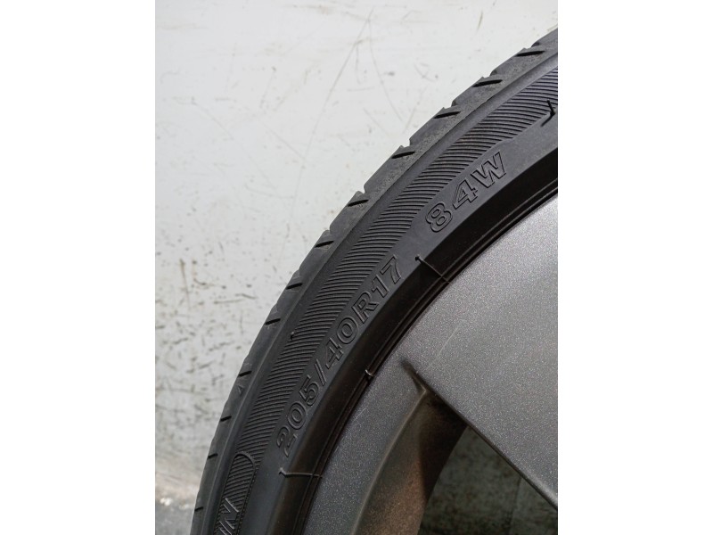 Recambio de juego llantas para ford fiesta (cbk) referencia OEM IAM   205/40/17