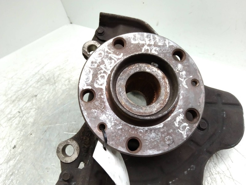 Recambio de mangueta delantera izquierda para peugeot boxer caja cerrada (bat. 3450) (333) hdi (333) referencia OEM IAM 3646A0  