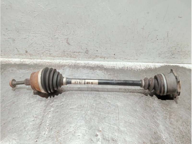 Recambio de transmision delantera derecha para audi a4 berlina (8e) referencia OEM IAM 8E0407272BJ  