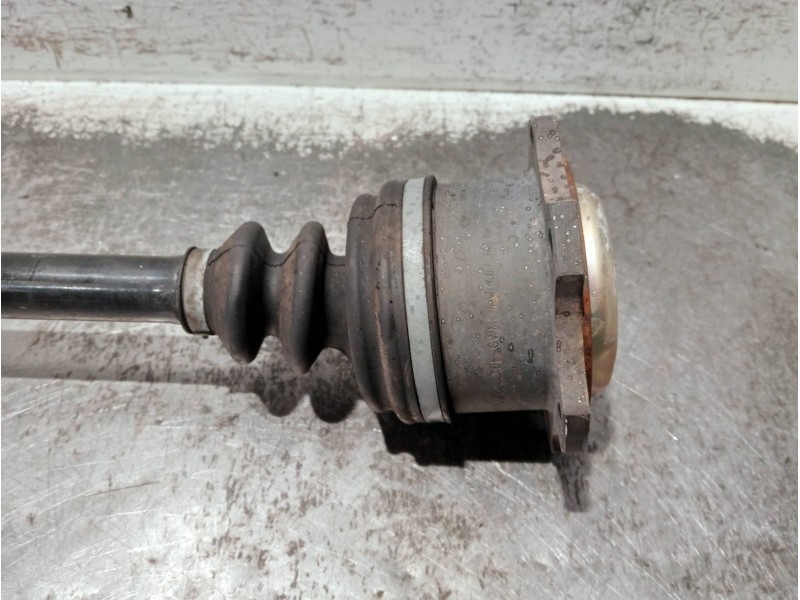 Recambio de transmision delantera derecha para audi a4 berlina (8e) referencia OEM IAM 8E0407272BJ  