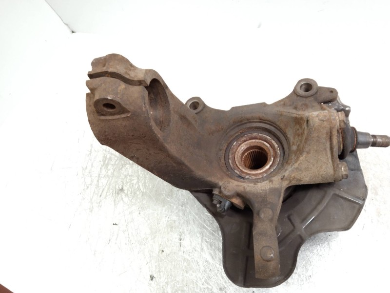 Recambio de mangueta delantera izquierda para peugeot boxer caja cerrada (bat. 3450) (333) hdi (333) referencia OEM IAM 3646A0  
