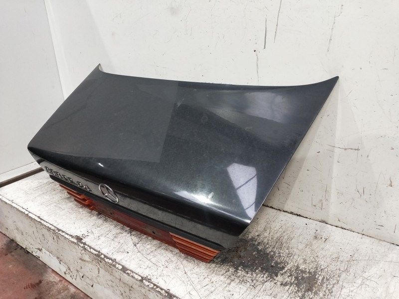 Recambio de tapa maletero para mercedes clase e (w124) coupe/cabrio referencia OEM IAM   2P