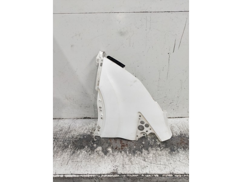 Recambio de aleta delantera izquierda para ford transit custom kombi referencia OEM IAM   