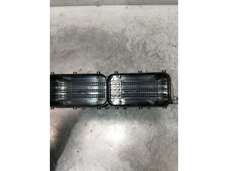 Recambio de centralita motor uce para seat leon sc (5f5) referencia OEM IAM 5WA1800401 06K907425B 