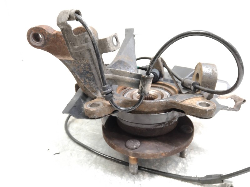 Recambio de mangueta delantera derecha para kia cerato 2.0 turbodiesel cat referencia OEM IAM   