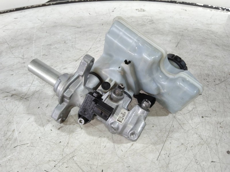 Recambio de bomba freno para volkswagen golf vii lim. advance bluemotion referencia OEM IAM 5Q1611301B  