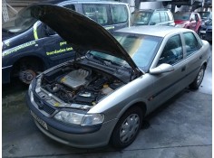 opel vectra b berlina del año 1997