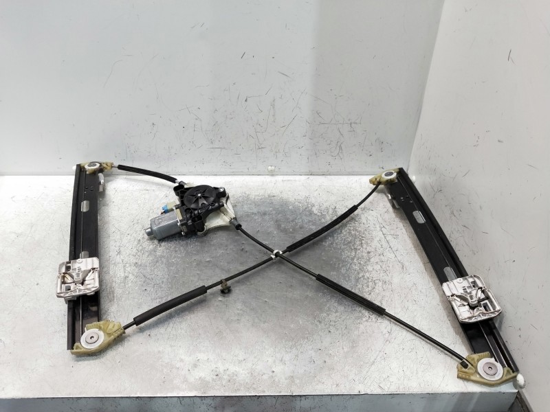 Recambio de elevalunas delantero derecho para seat leon sc (5f5) referencia OEM IAM 5Q0959802B  3P