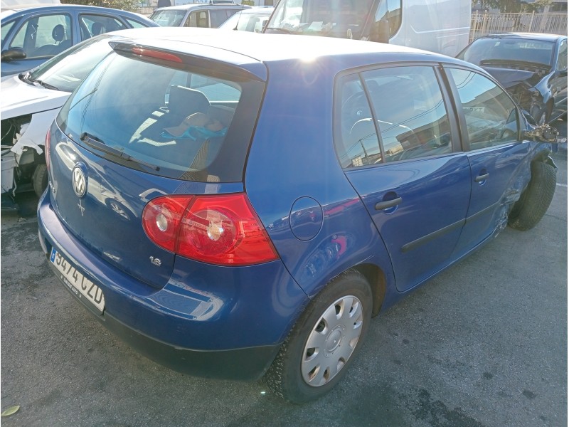 volkswagen golf v berlina (1k1) del año 2003