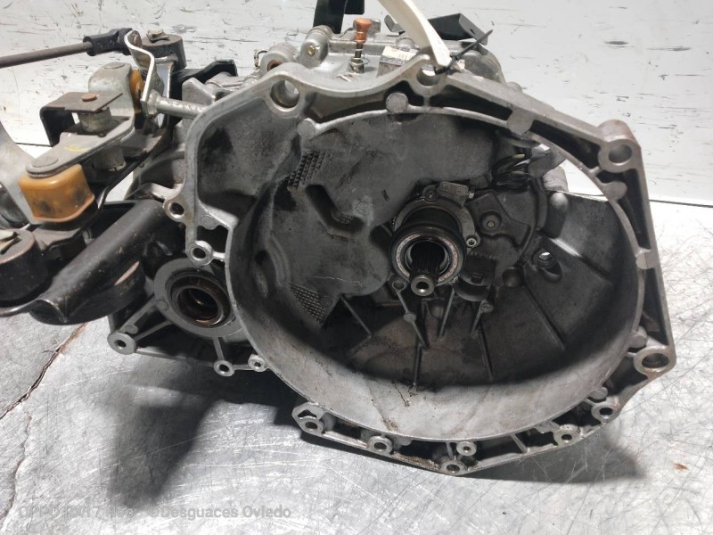 Recambio de caja cambios para opel sintra referencia OEM IAM P98677 12551393 