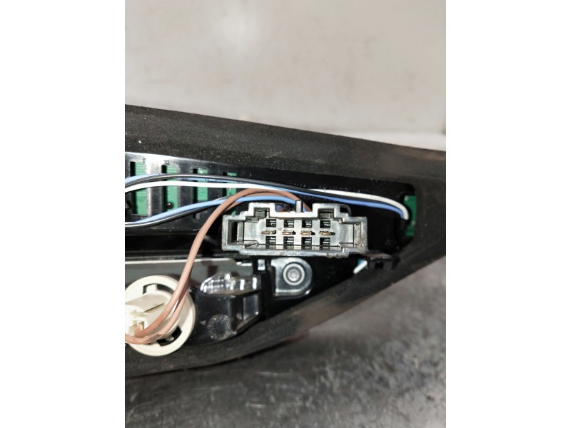 Recambio de piloto trasero derecho interior para seat leon sc (5f5) referencia OEM IAM 5F0945308J 90096731 