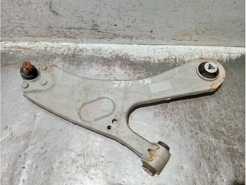 Recambio de brazo suspension inferior delantero derecho para citroen c4 lim. referencia OEM IAM   