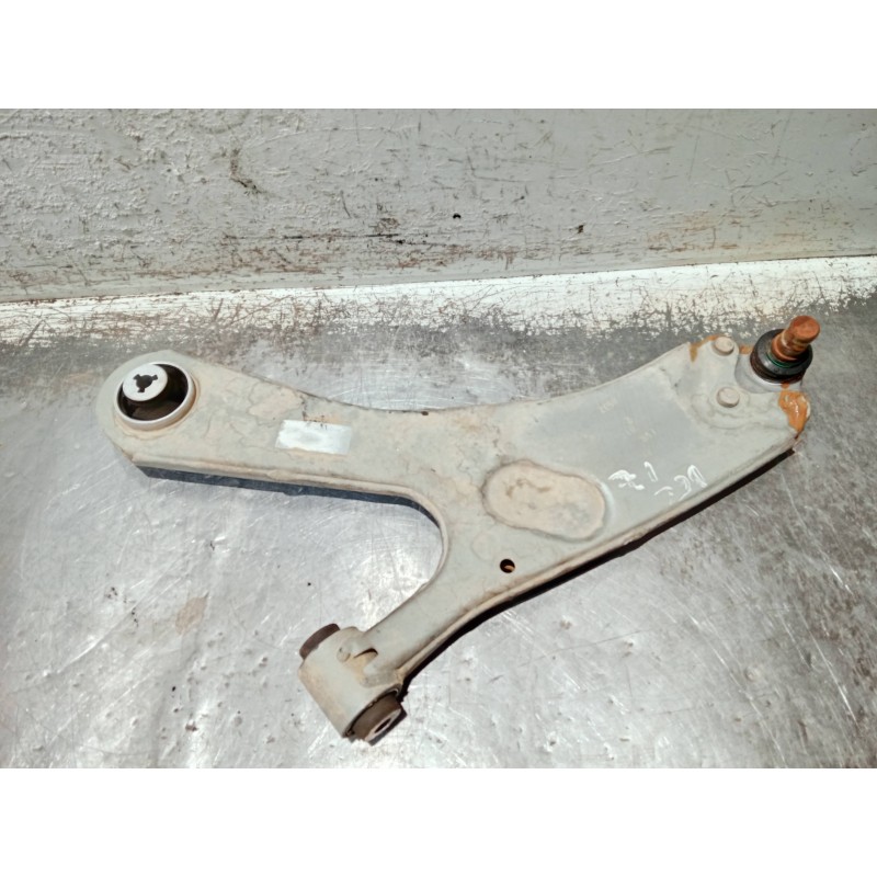 Recambio de brazo suspension inferior delantero izquierdo para citroen c4 lim. referencia OEM IAM   