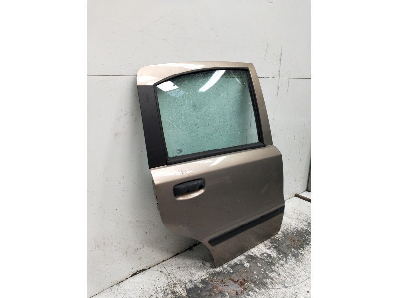 Recambio de puerta trasera derecha para fiat panda (169) referencia OEM IAM   5P