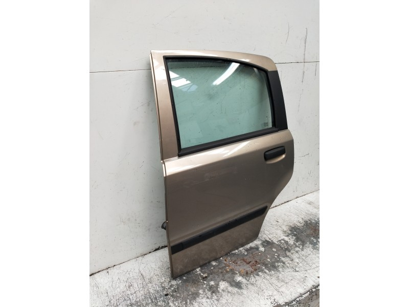 Recambio de puerta trasera izquierda para fiat panda (169) referencia OEM IAM   5P