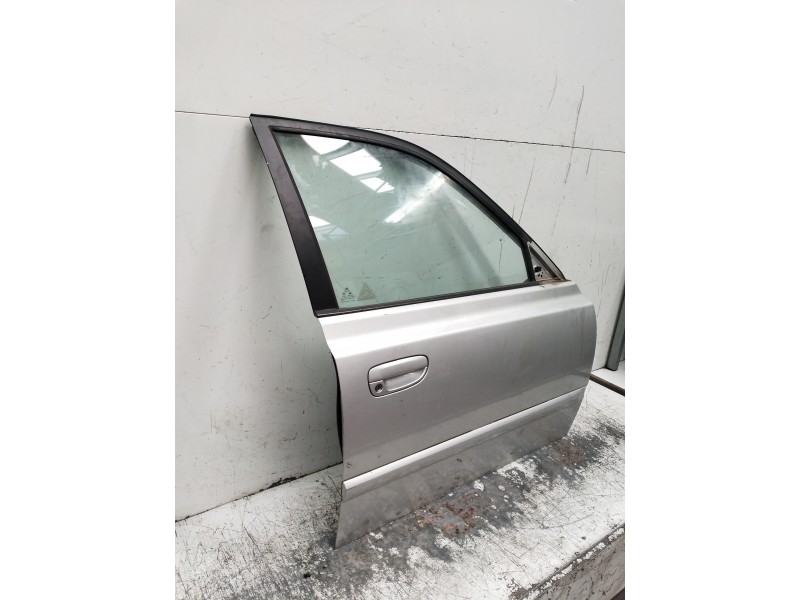 Recambio de puerta delantera derecha para hyundai accent (lc) crdi gl referencia OEM IAM   5P