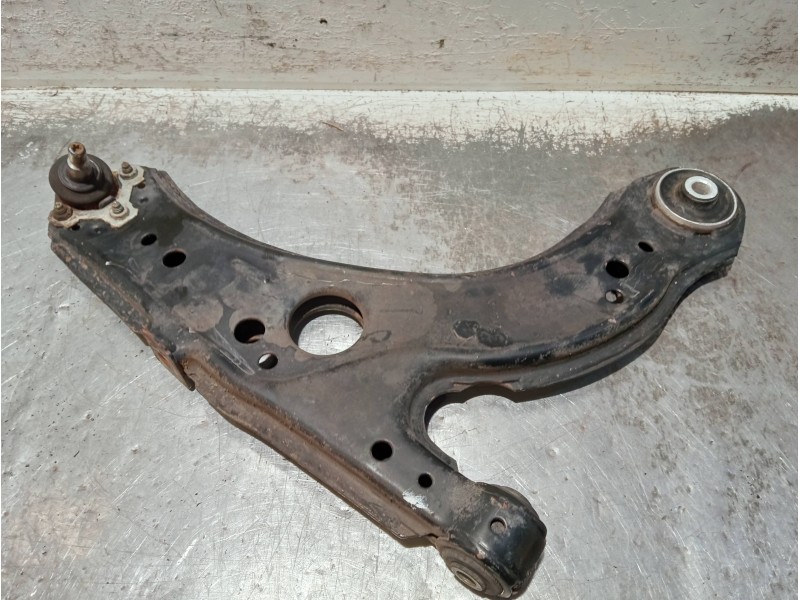 Recambio de brazo suspension inferior delantero derecho para volkswagen new beetle (9c1/1c1) referencia OEM IAM   