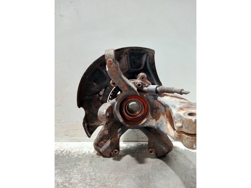 Recambio de mangueta delantera izquierda para volkswagen new beetle (9c1/1c1) referencia OEM IAM 1J0255M  