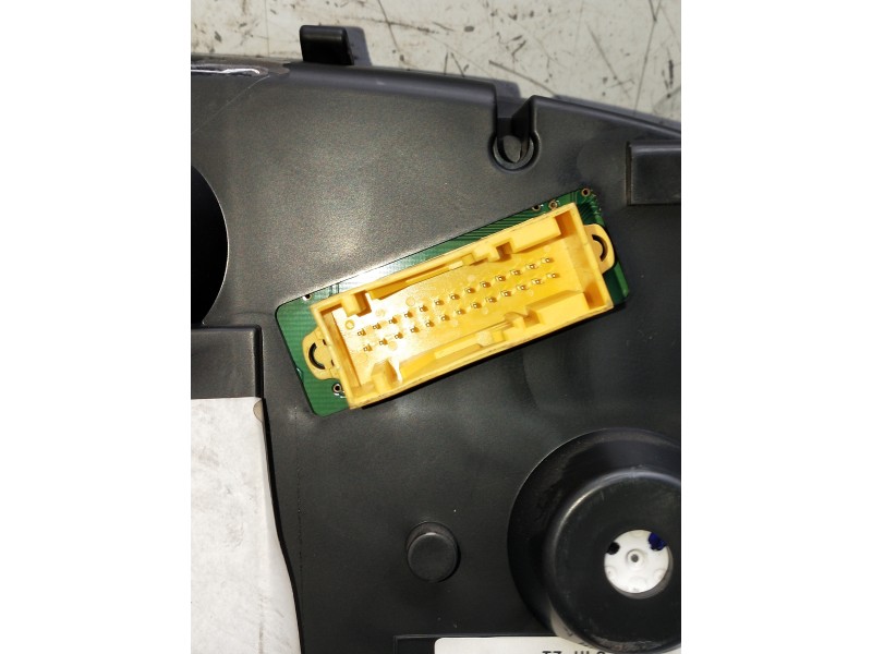 Recambio de cuadro instrumentos para peugeot 308 referencia OEM IAM 96666425 503001556211 