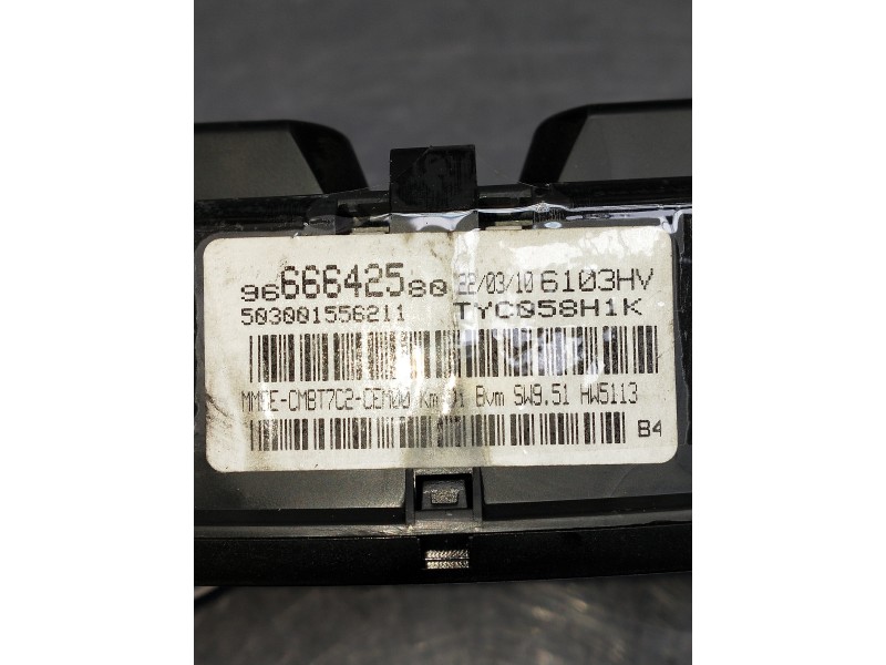 Recambio de cuadro instrumentos para peugeot 308 referencia OEM IAM 96666425 503001556211 