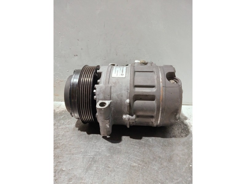 Recambio de compresor aire acondicionado para mercedes clase e (w210) berlina referencia OEM IAM 8FK351175511 99000243 