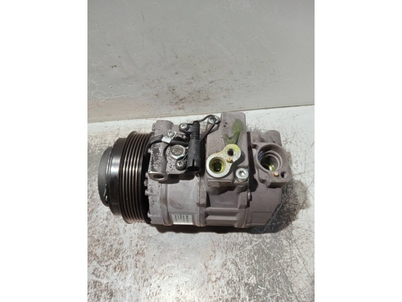 Recambio de compresor aire acondicionado para mercedes clase e (w210) berlina referencia OEM IAM 8FK351175511 99000243 