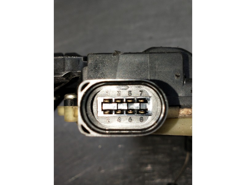 Recambio de motor cierre centralizado delantero derecho para volkswagen new beetle (9c1/1c1) referencia OEM IAM   3P