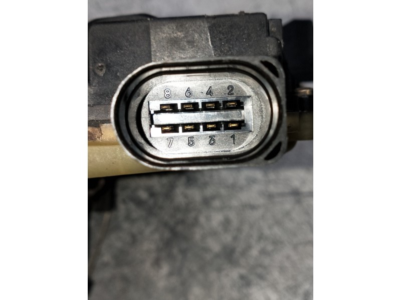 Recambio de motor cierre centralizado delantero izquierdo para volkswagen new beetle (9c1/1c1) referencia OEM IAM   3P