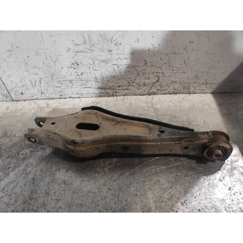 Recambio de brazo suspension inferior trasero derecho para hyundai santa fe (dm) tecno 4wd referencia OEM IAM 552102P000  