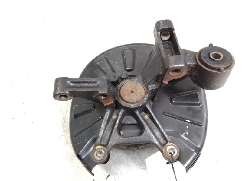 Recambio de mangueta trasera derecha para kia cerato 1.6 crdi referencia OEM IAM    Recambio de mangueta trasera derecha para kia cerato 1.6 crdi referencia OEM IAM