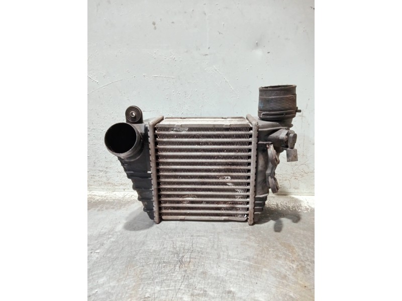 Recambio de intercooler para audi a3 (8l) 1.9 tdi ambiente referencia OEM IAM 1J0145803F 862328X 