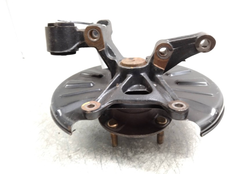 Recambio de mangueta trasera izquierda para kia cerato 1.6 crdi referencia OEM IAM   