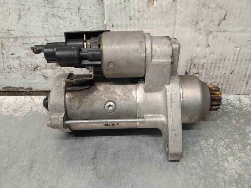 Recambio de motor arranque para volkswagen golf vii lim. advance bluemotion referencia OEM IAM 0AM911023M  
