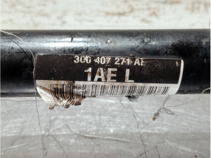 Recambio de transmision delantera izquierda para volkswagen passat berlina (3c2) referencia OEM IAM 3C0407271  