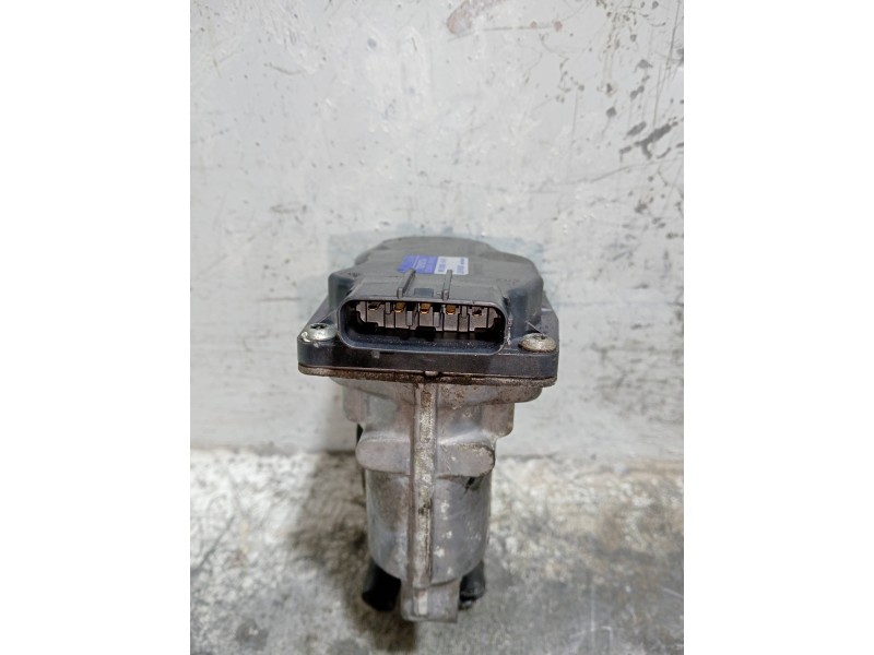 Recambio de valvula egr para toyota auris active referencia OEM IAM 258000R010  