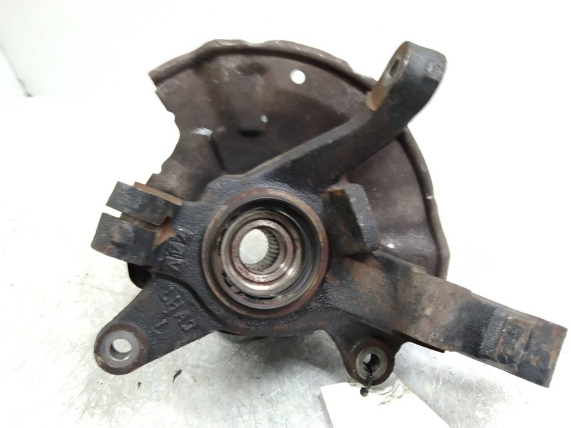 Recambio de mangueta delantera izquierda para kia clarus 1.8 slx berlina referencia OEM IAM   