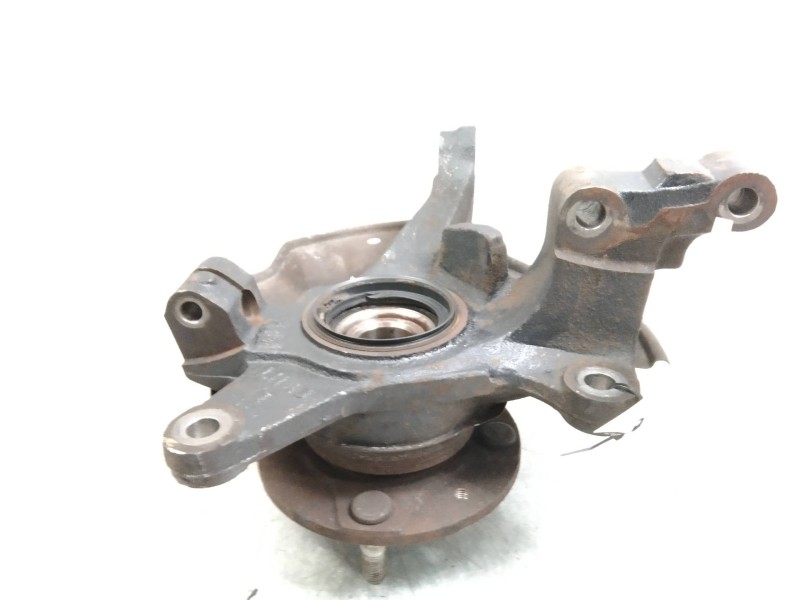 Recambio de mangueta delantera izquierda para kia clarus 1.8 slx berlina referencia OEM IAM   