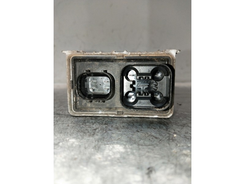 Recambio de caja precalentamiento para ford transit custom kombi referencia OEM IAM B2110017758  