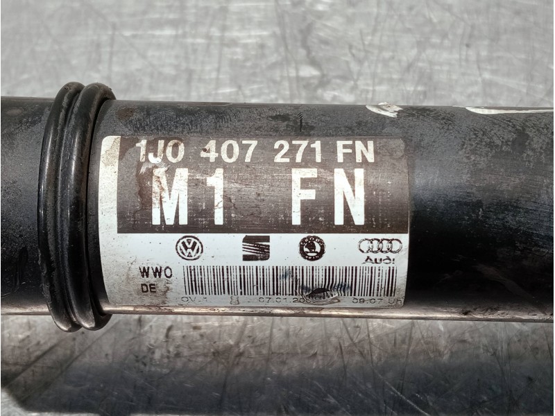 Recambio de transmision delantera izquierda para volkswagen golf iv berlina (1j1) referencia OEM IAM 1J0407271  