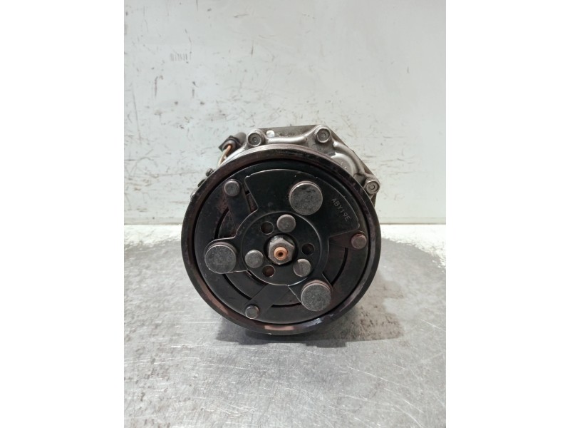 Recambio de compresor aire acondicionado para volkswagen golf iv berlina (1j1) referencia OEM IAM 1J0820803K  