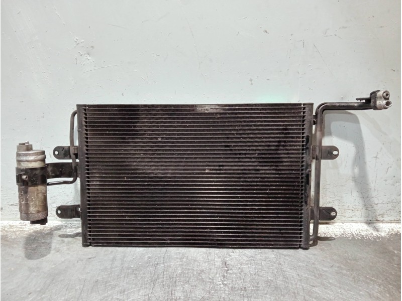Recambio de condensador / radiador aire acondicionado para volkswagen golf iv berlina (1j1) referencia OEM IAM   