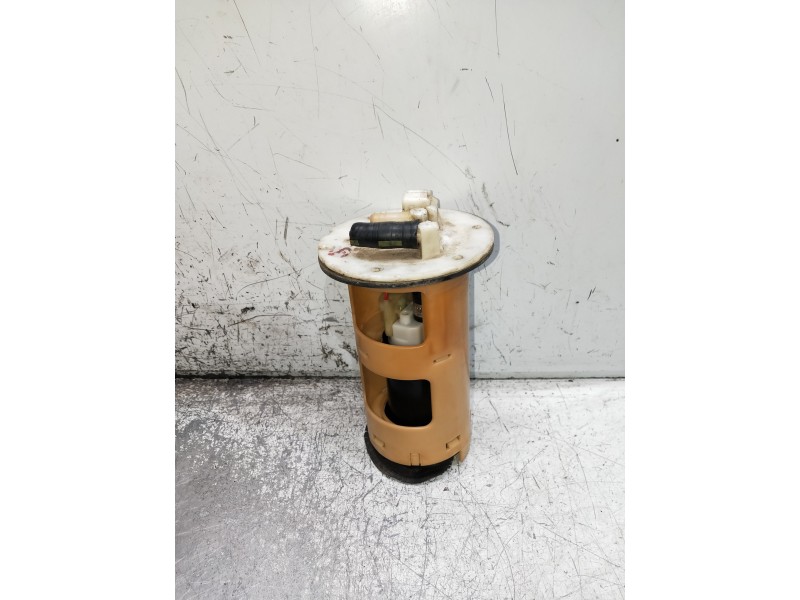 Recambio de bomba combustible para peugeot 205 berlina 1.1 referencia OEM IAM 0580305007  