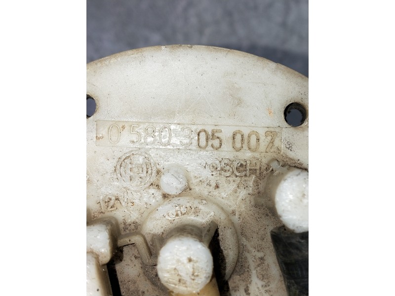 Recambio de bomba combustible para peugeot 205 berlina 1.1 referencia OEM IAM 0580305007  